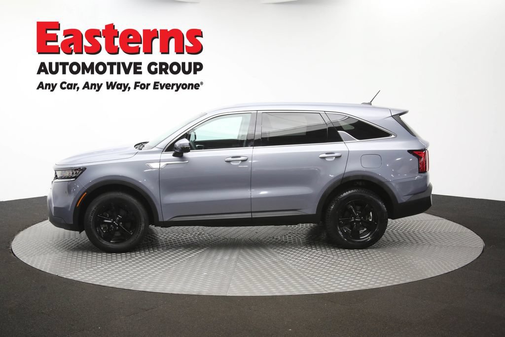 Used 2023 Kia Sorento LX AWD/4WD image 59