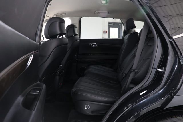 Used 2024 Genesis GV80 2.5T image 34