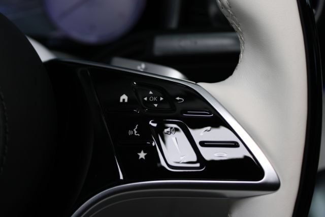 Used 2026 Mercedes-Benz Maybach SL 680 image 47