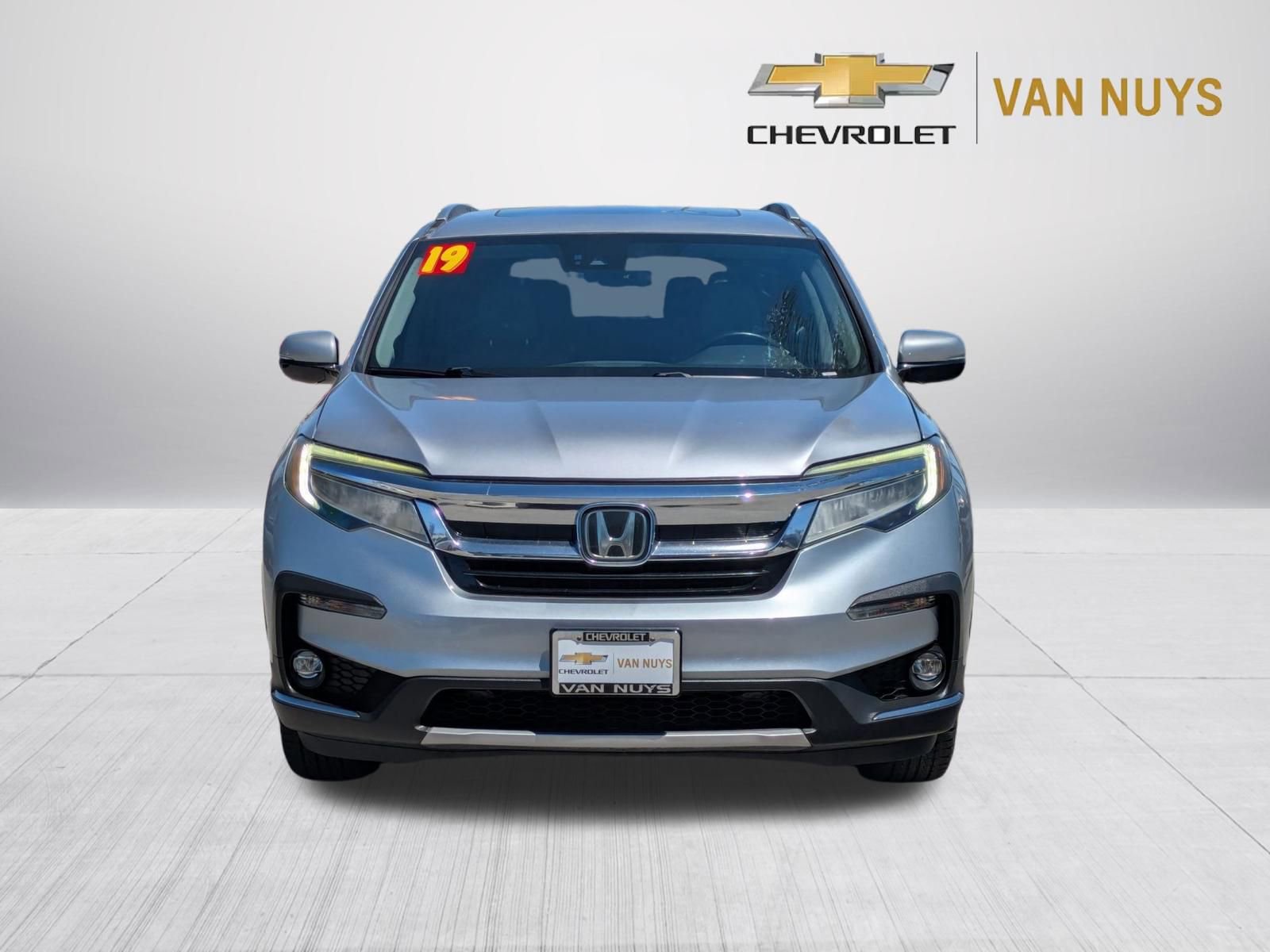 Used 2019 Honda Pilot Elite image 2