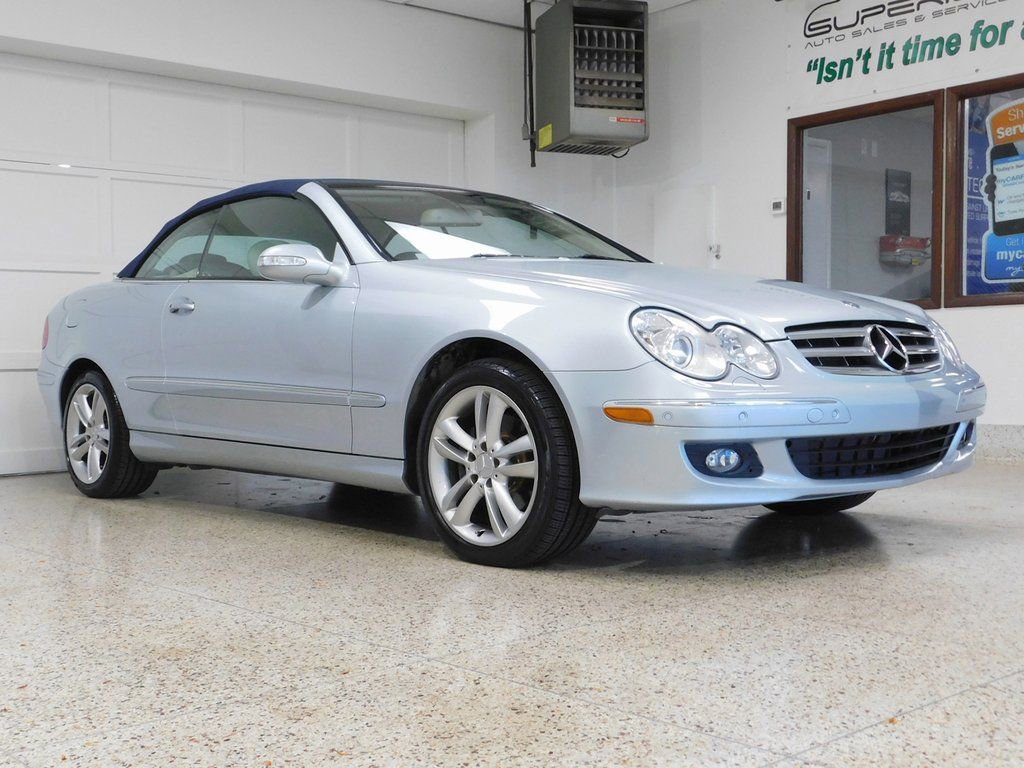 Used 2007 Mercedes-Benz CLK 350 Cabriolet image 3