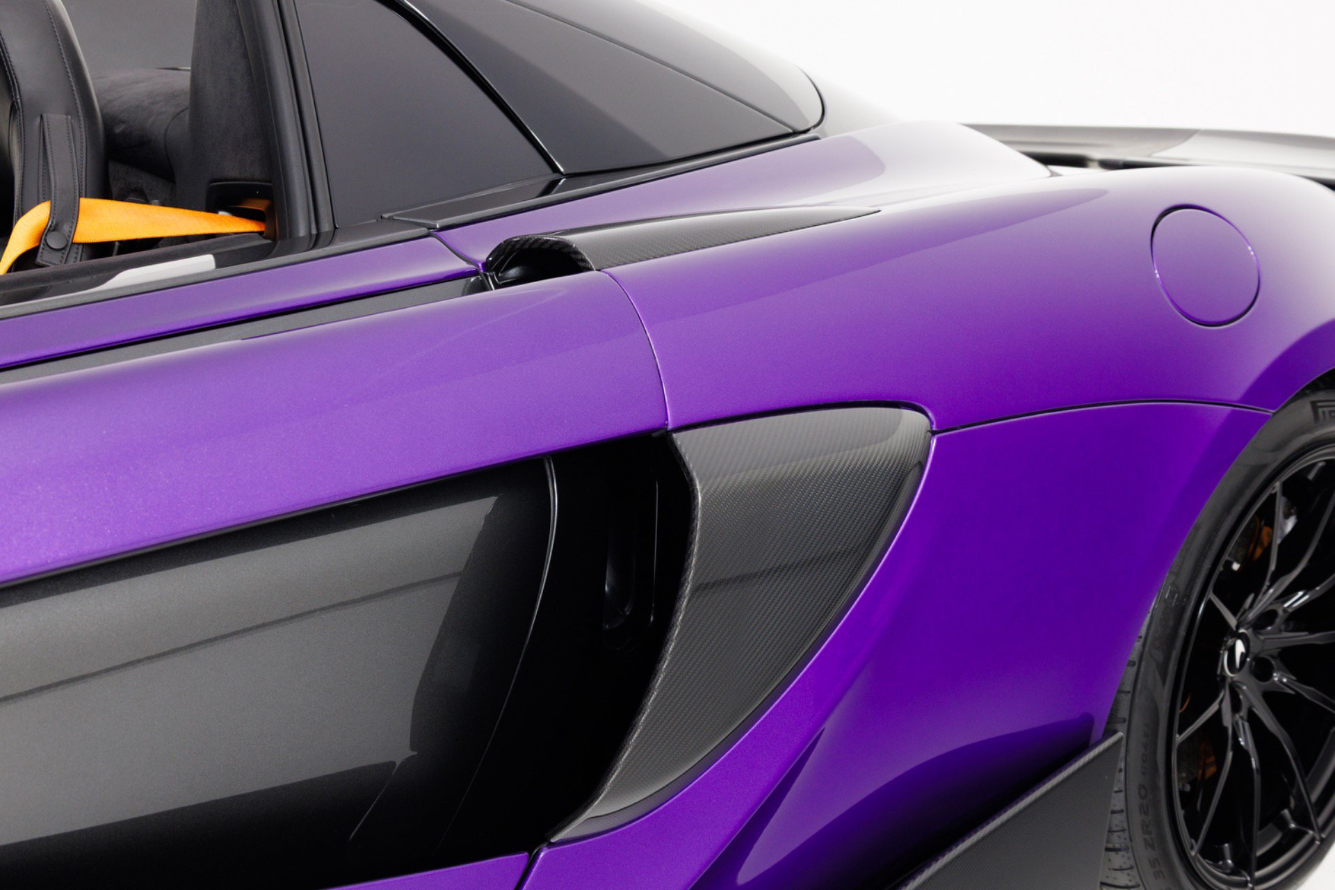 Used 2020 McLaren 600LT Spider RWD image 72