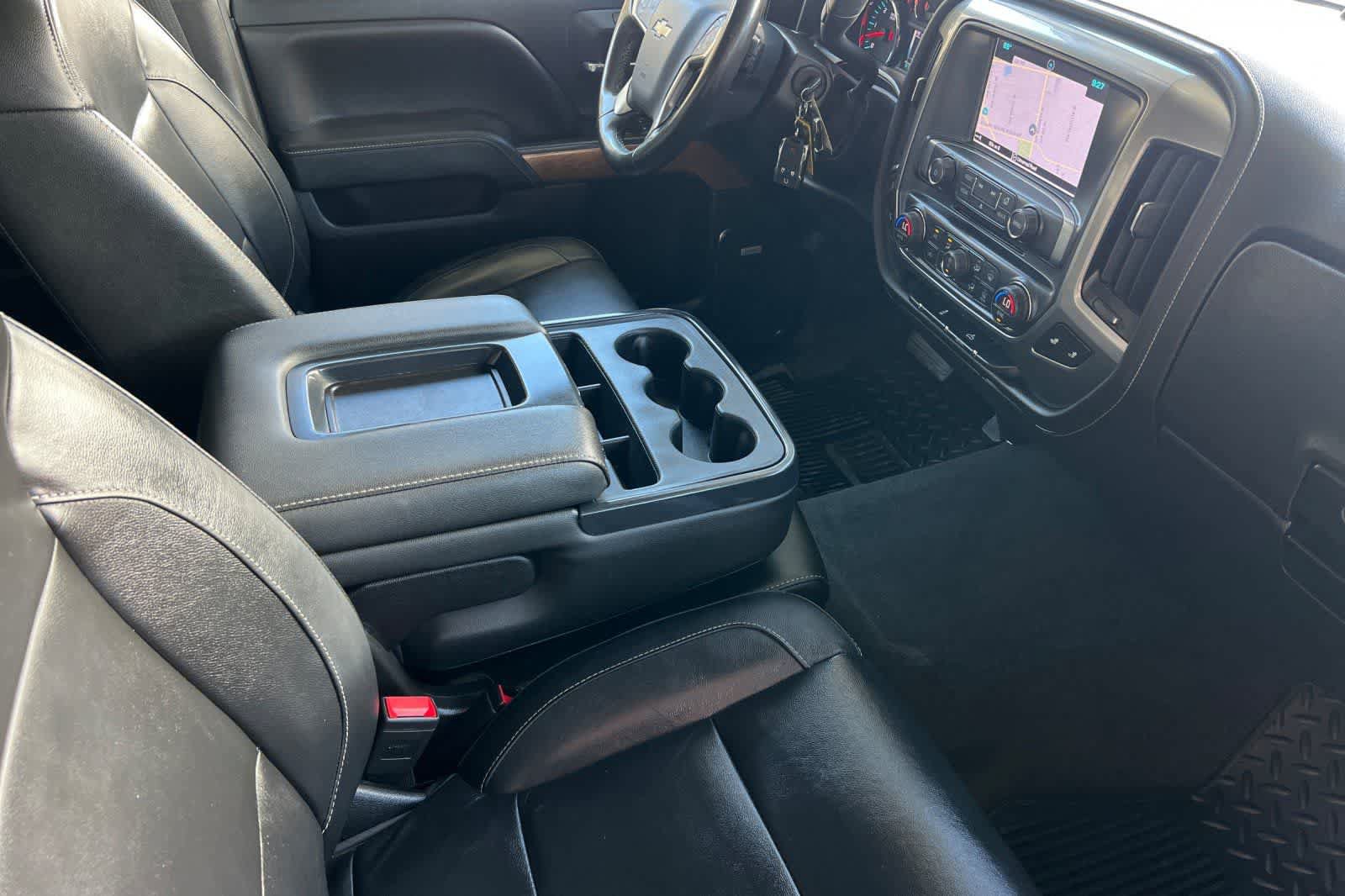 Used 2018 Chevrolet Silverado 1500 LTZ w/ Sport Package AWD/4WD image 17