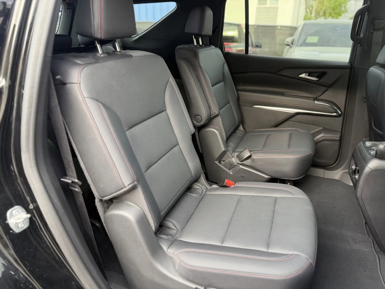 Used 2025 Chevrolet Traverse Z71 w/ Driver Confidence Package AWD/4WD image 20