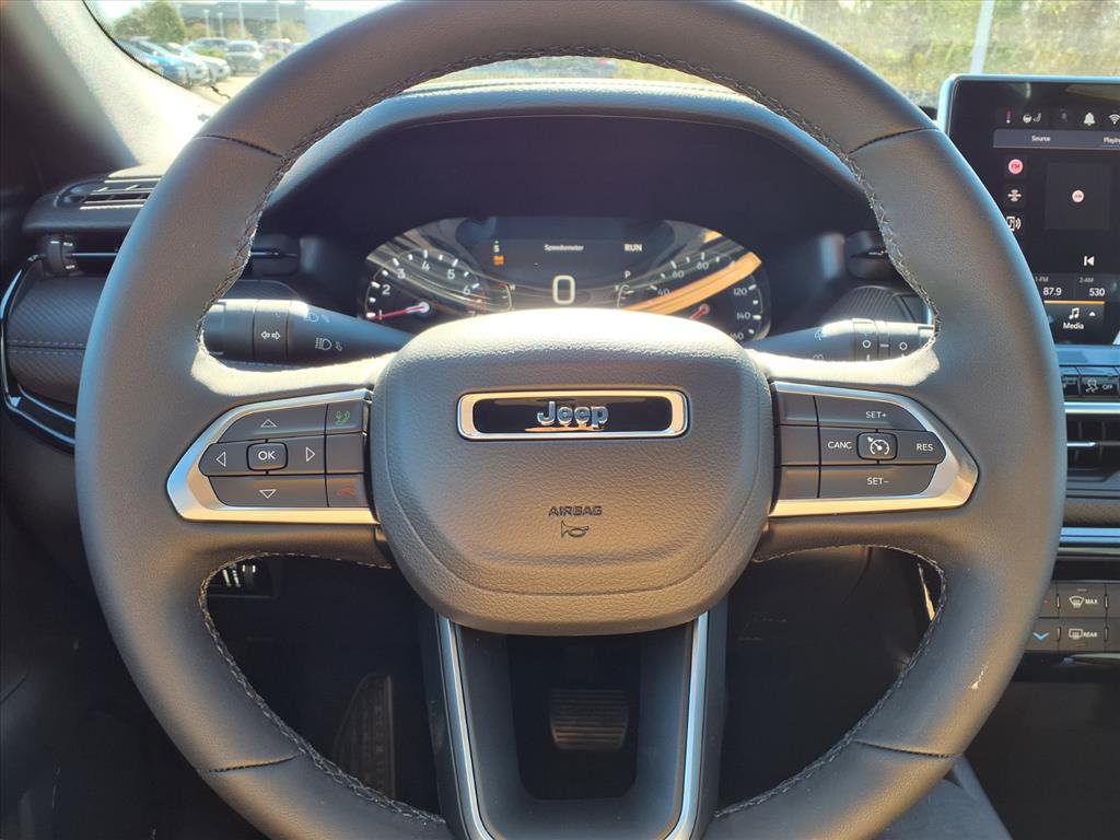 New 2026 Jeep Compass Altitude image 12