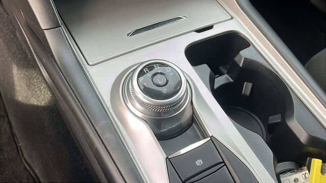 Used 2022 Ford Explorer XLT image 17