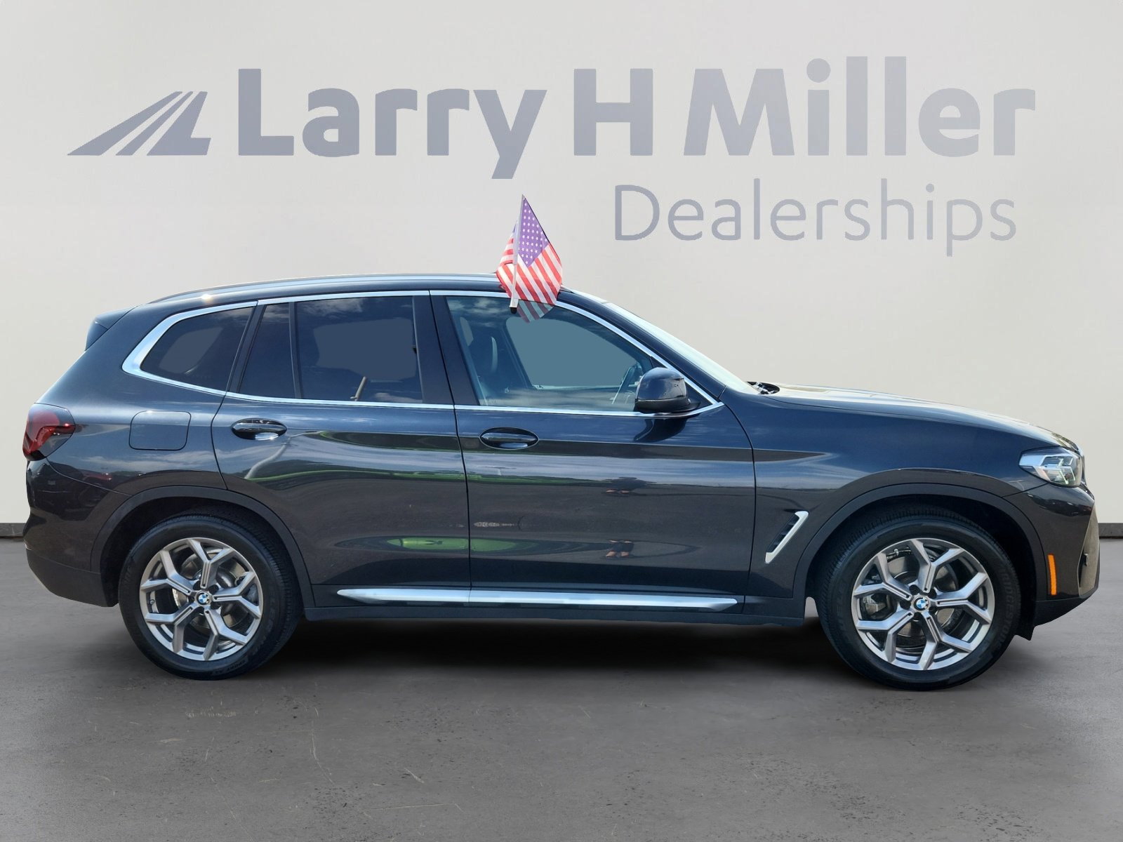 Used 2022 BMW X3 xDrive30i w/ Premium Package image 6