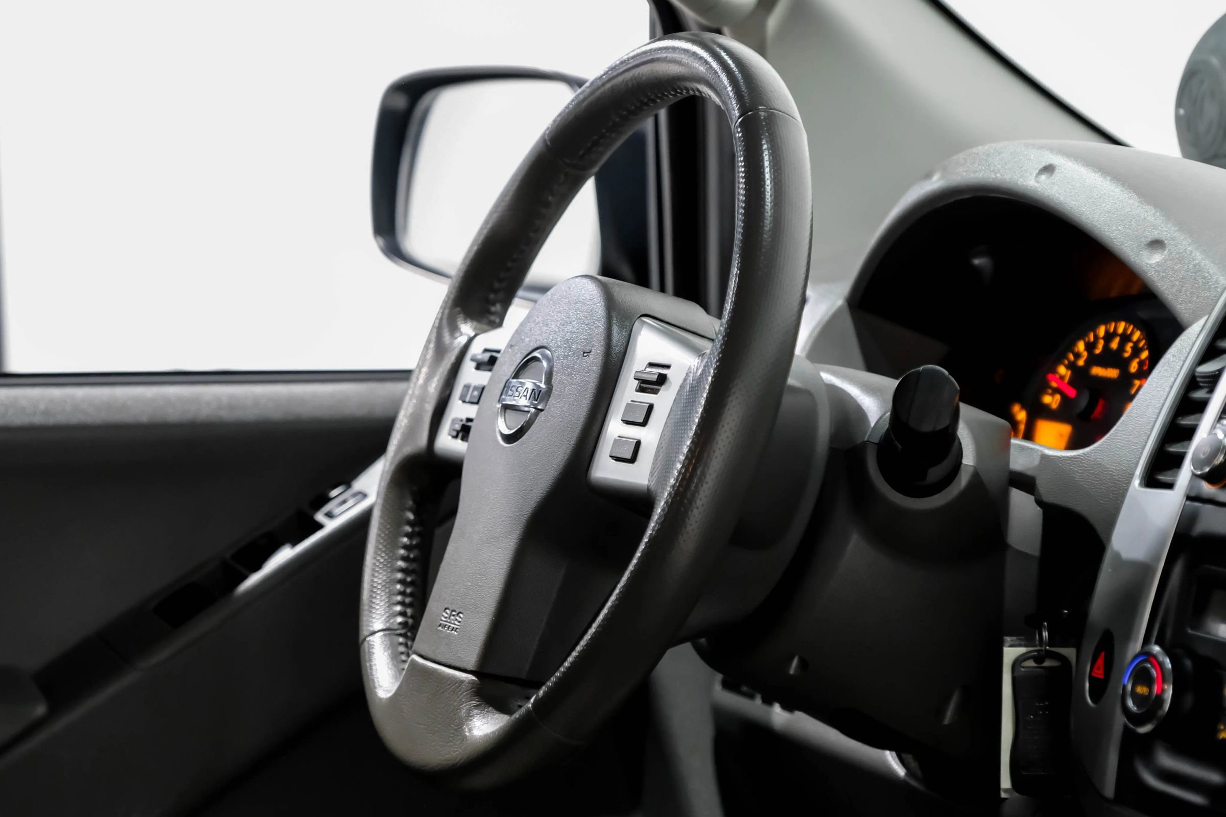 Used 2016 Nissan Frontier SV w/ SV Value Truck Package image 13