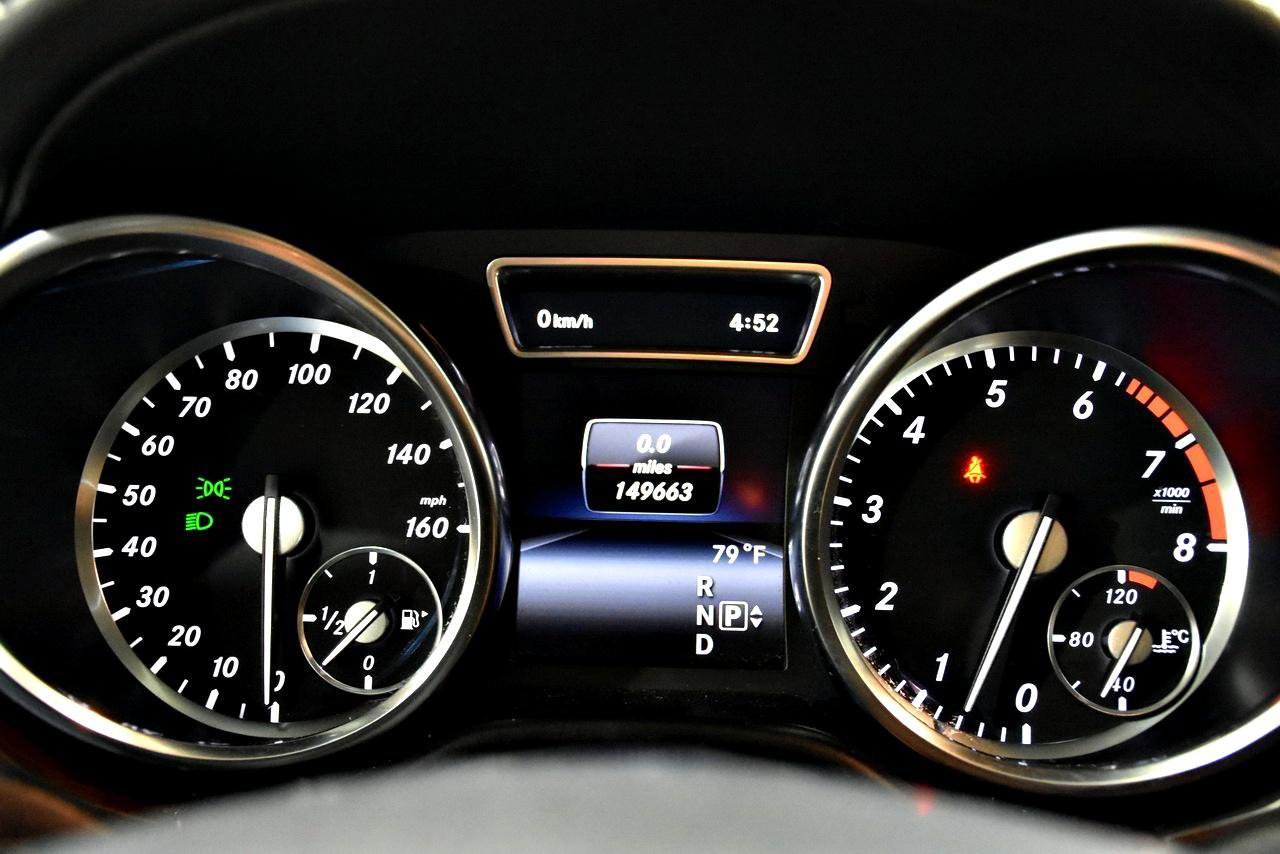 Used 2015 Mercedes-Benz GL 550 4MATIC w/ Accessory Chrome Package image 11