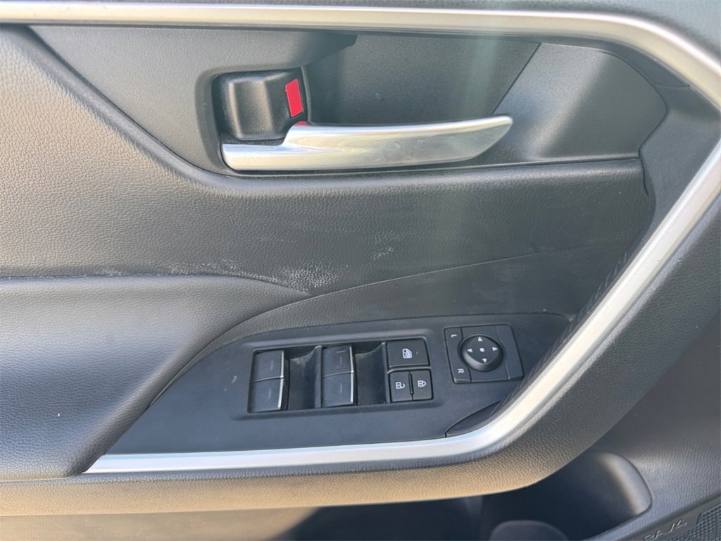 Used 2023 Toyota RAV4 XLE image 20