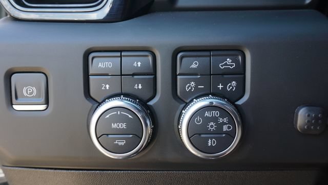 Certified 2024 GMC Sierra 2500 AT4 w/ AT4 Premium Plus Package AWD/4WD image 19