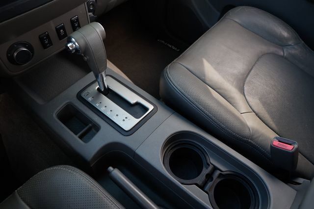 Used 2012 Nissan Frontier SL image 39