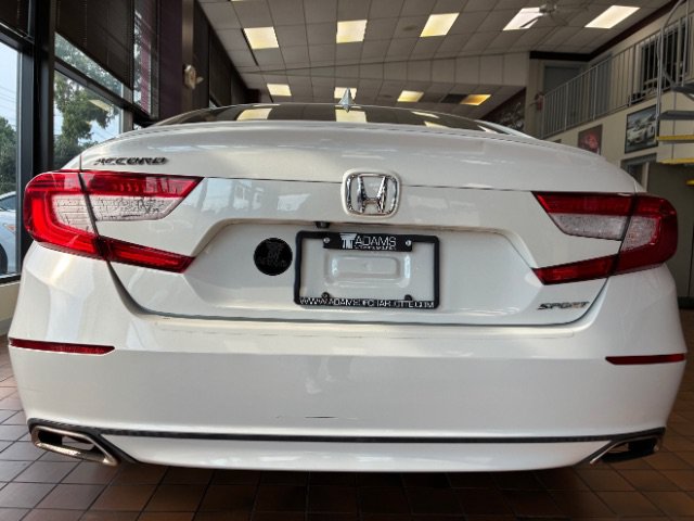 Used 2018 Honda Accord Sport image 11