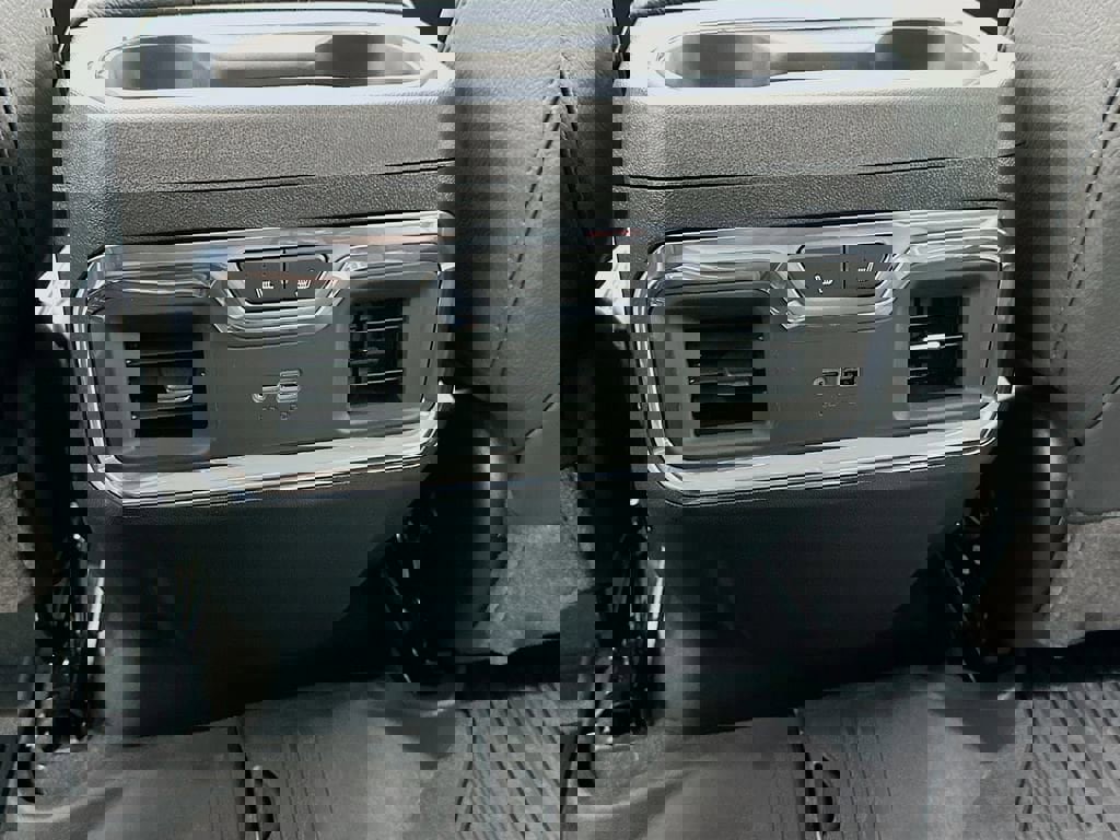 New 2026 GMC Sierra 2500 Denali w/ Denali Reserve Package image 27