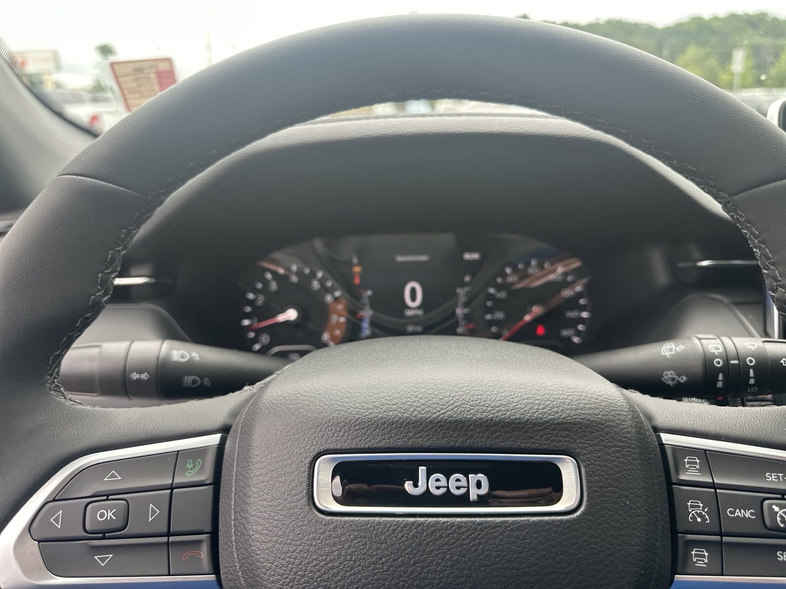 Used 2023 Jeep Compass Limited AWD/4WD image 39