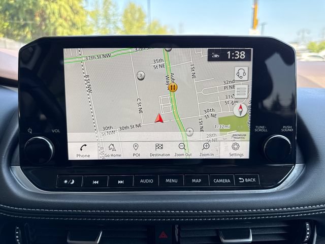 Used 2021 Nissan Rogue Platinum AWD/4WD image 29