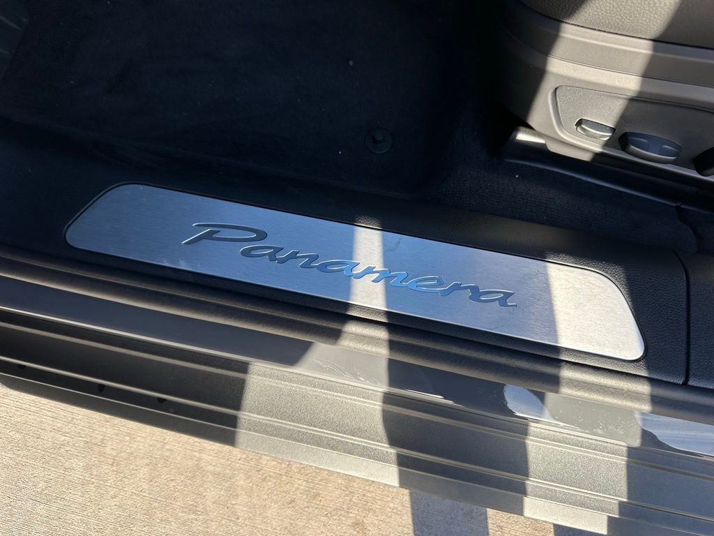 Used 2026 Porsche Panamera image 22