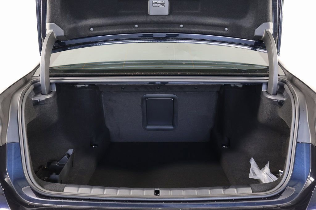New 2026 BMW 740i w/ Premium Package image 8