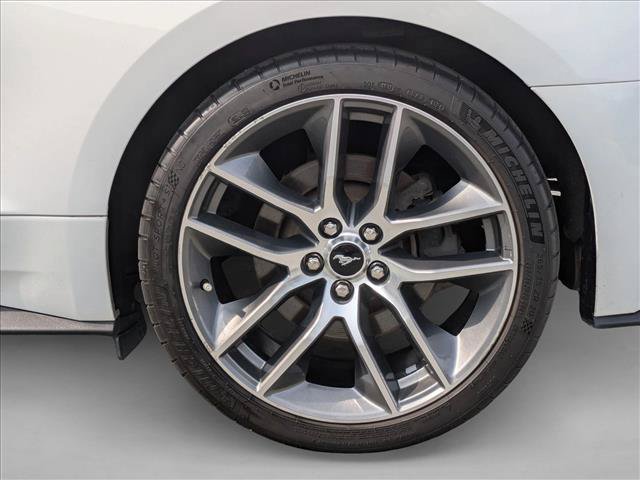 Used 2016 Ford Mustang GT Premium w/ Equipment Group 401A RWD image 23