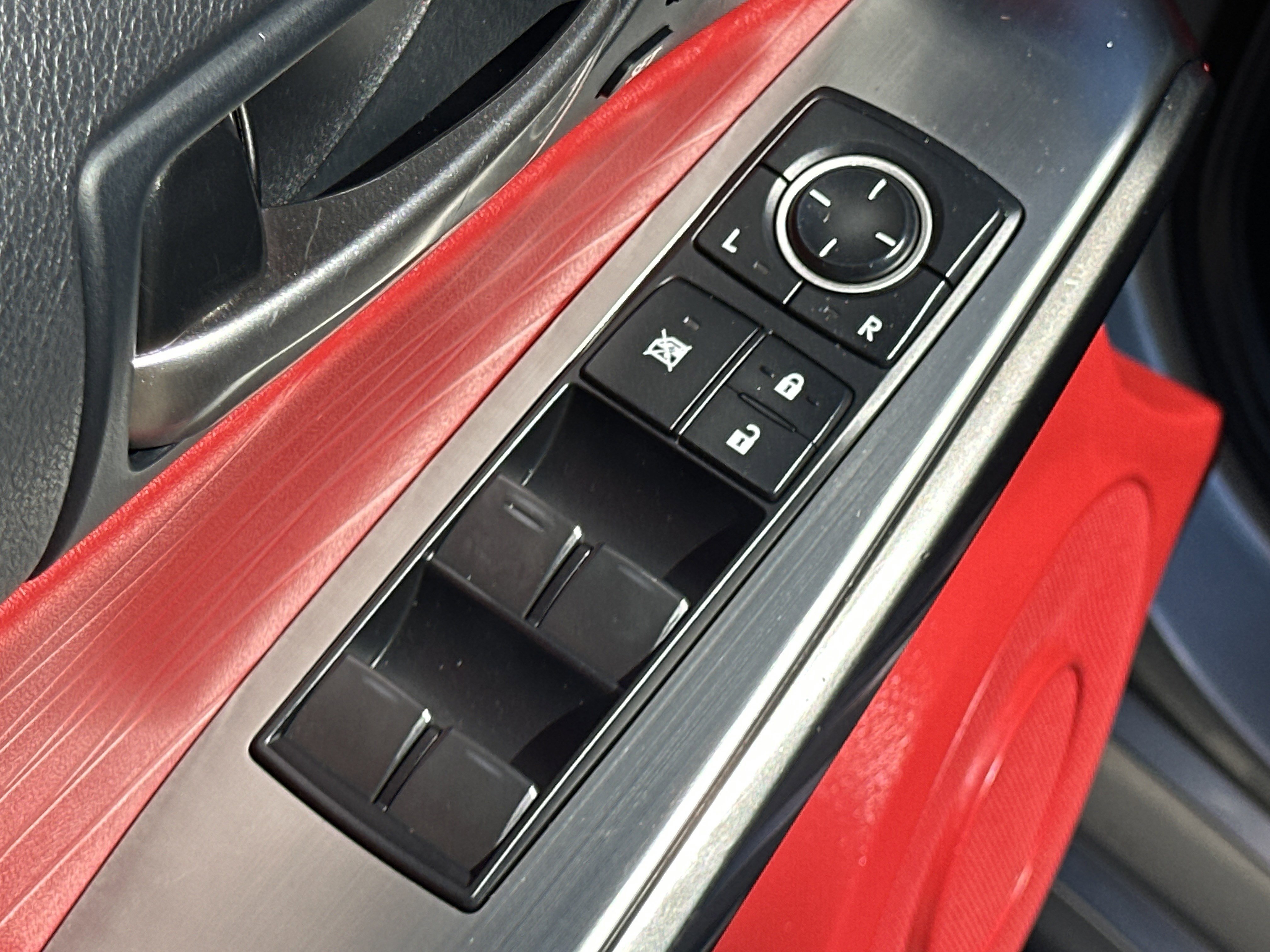 Used 2023 Lexus IS 500 w/ Accessory Package image 17