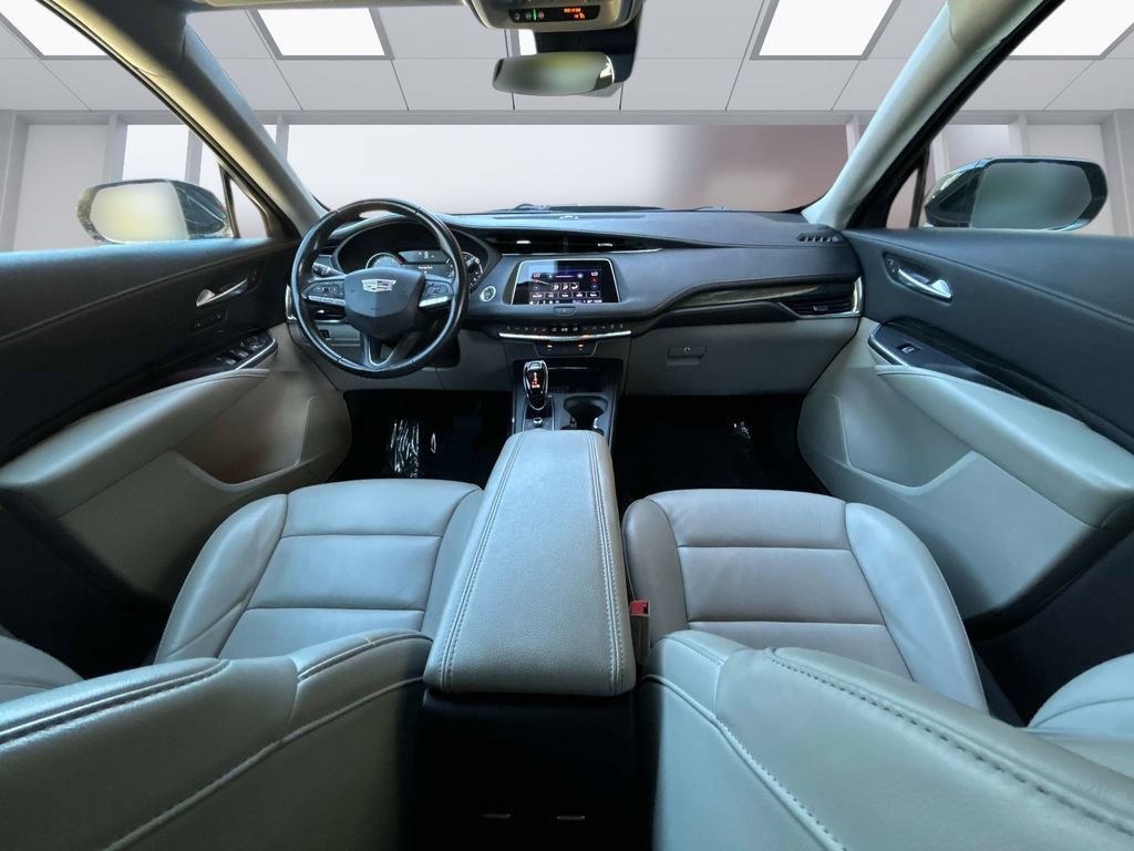 Used 2023 Cadillac XT4 Premium Luxury AWD/4WD image 19