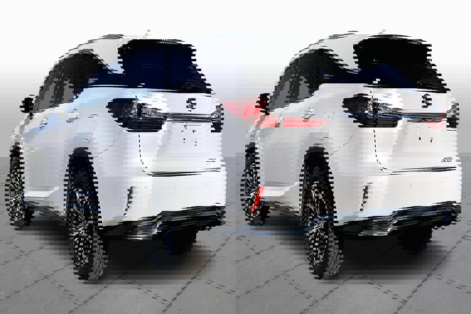 Used 2018 Lexus RX 350L image 10