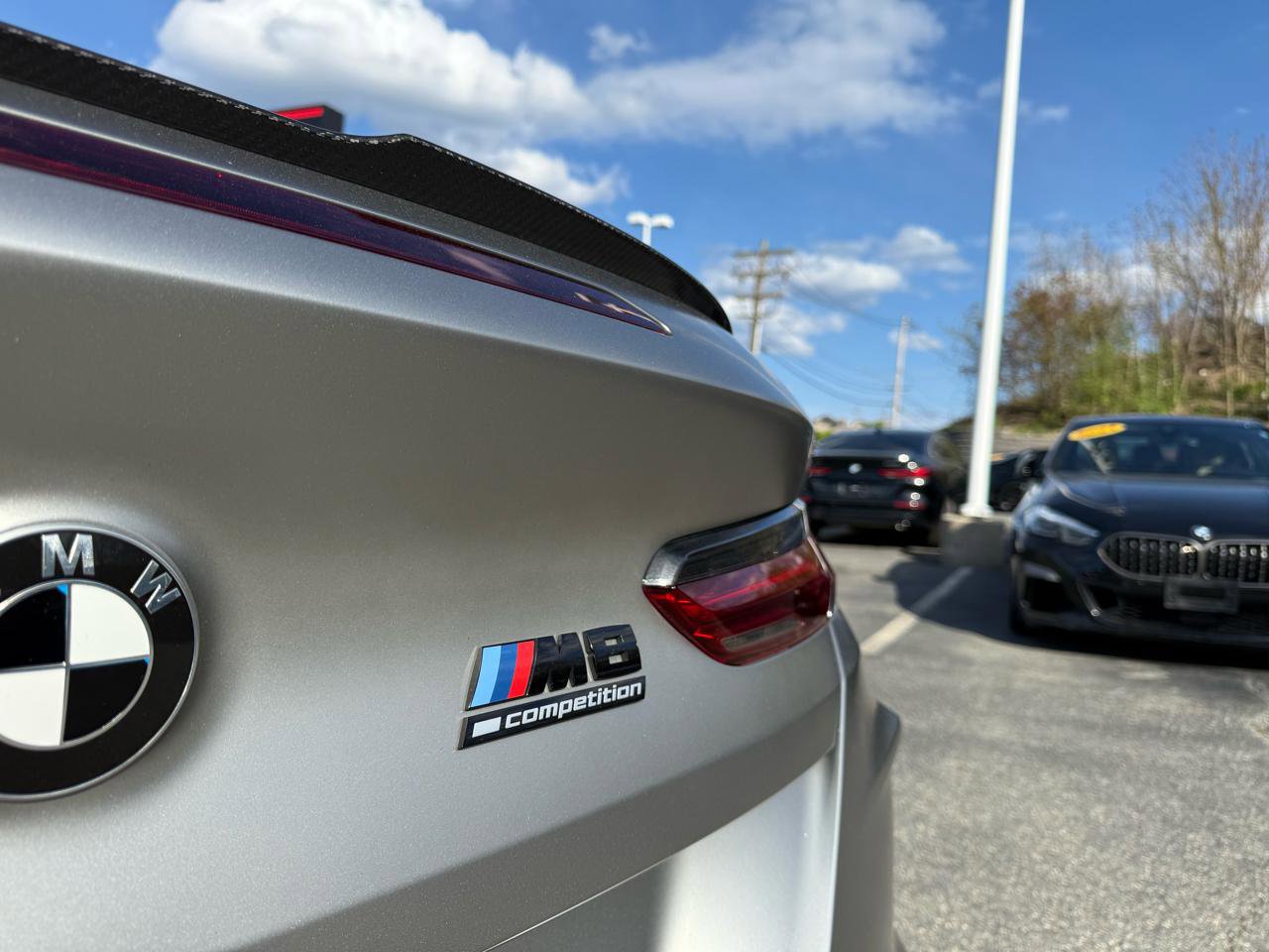 Used 2022 BMW M8 Competition w/ M Carbon Exterior Package AWD/4WD image 40
