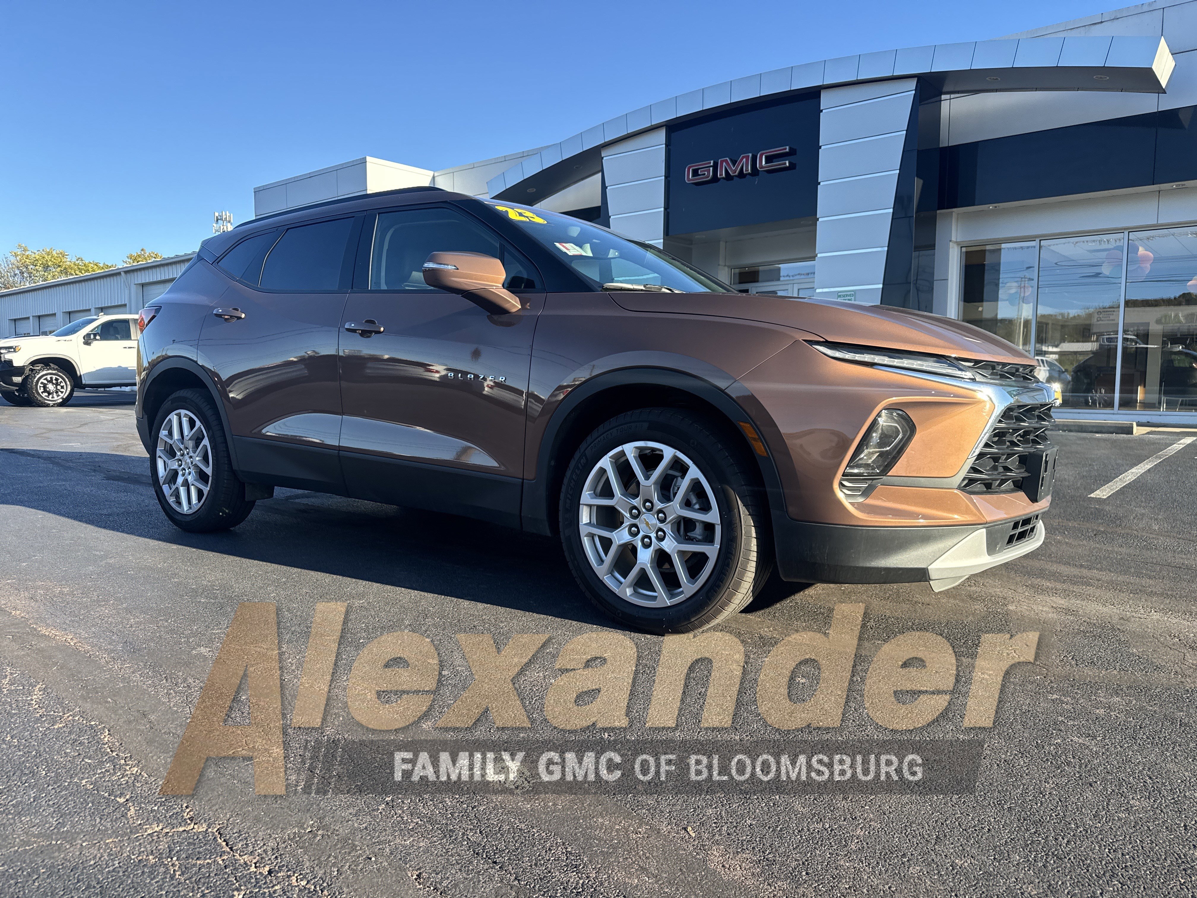 Used 2023 Chevrolet Blazer LT video 1