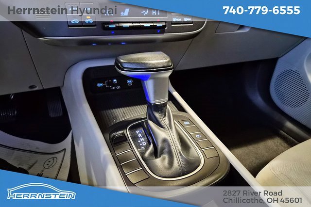 Used 2024 Hyundai Kona SEL image 11