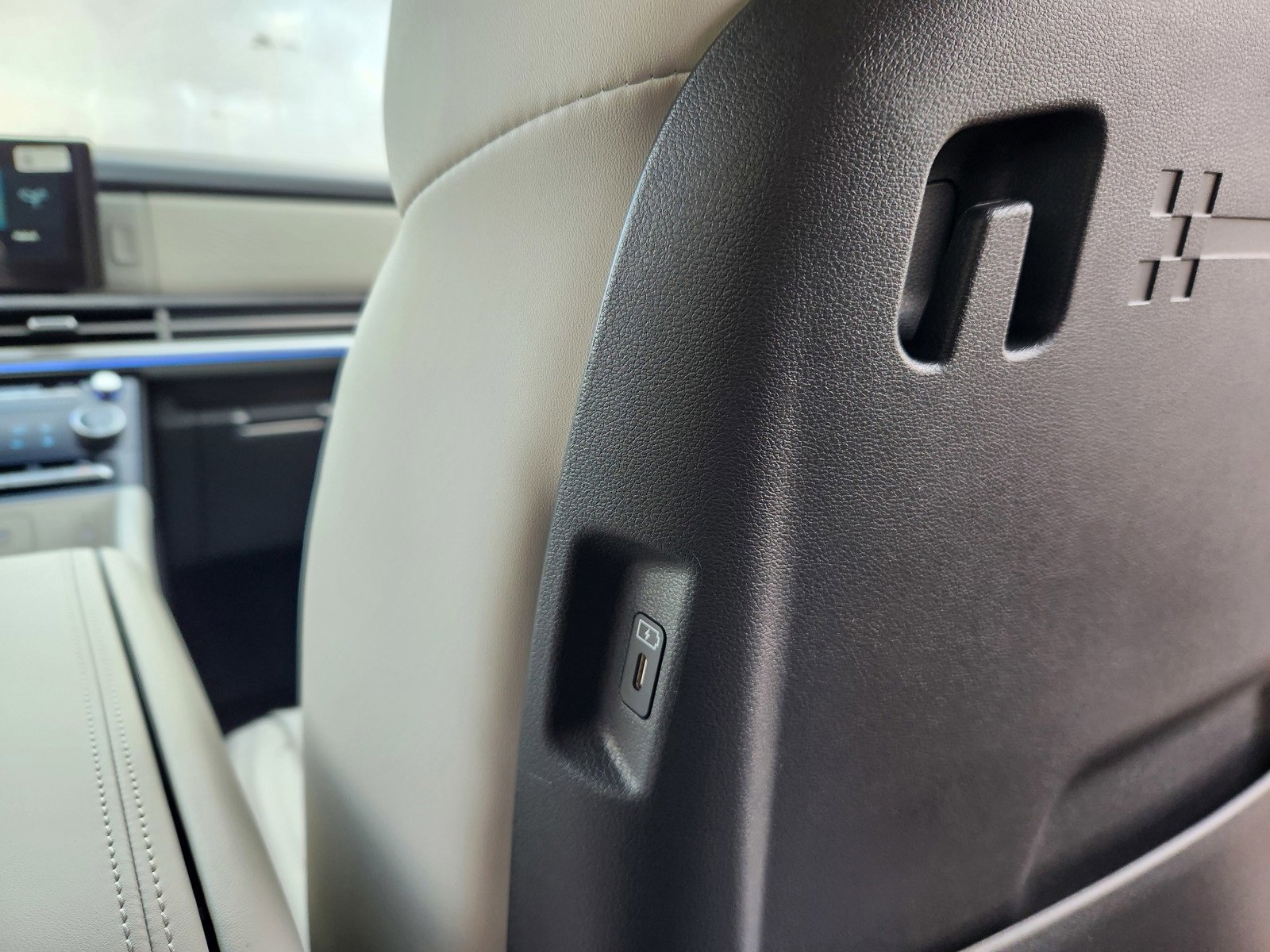 New 2026 Hyundai Santa Fe Calligraphy image 23