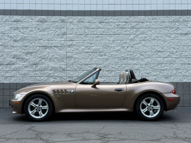 Used 2000 BMW Z3 2.5i RWD image 14