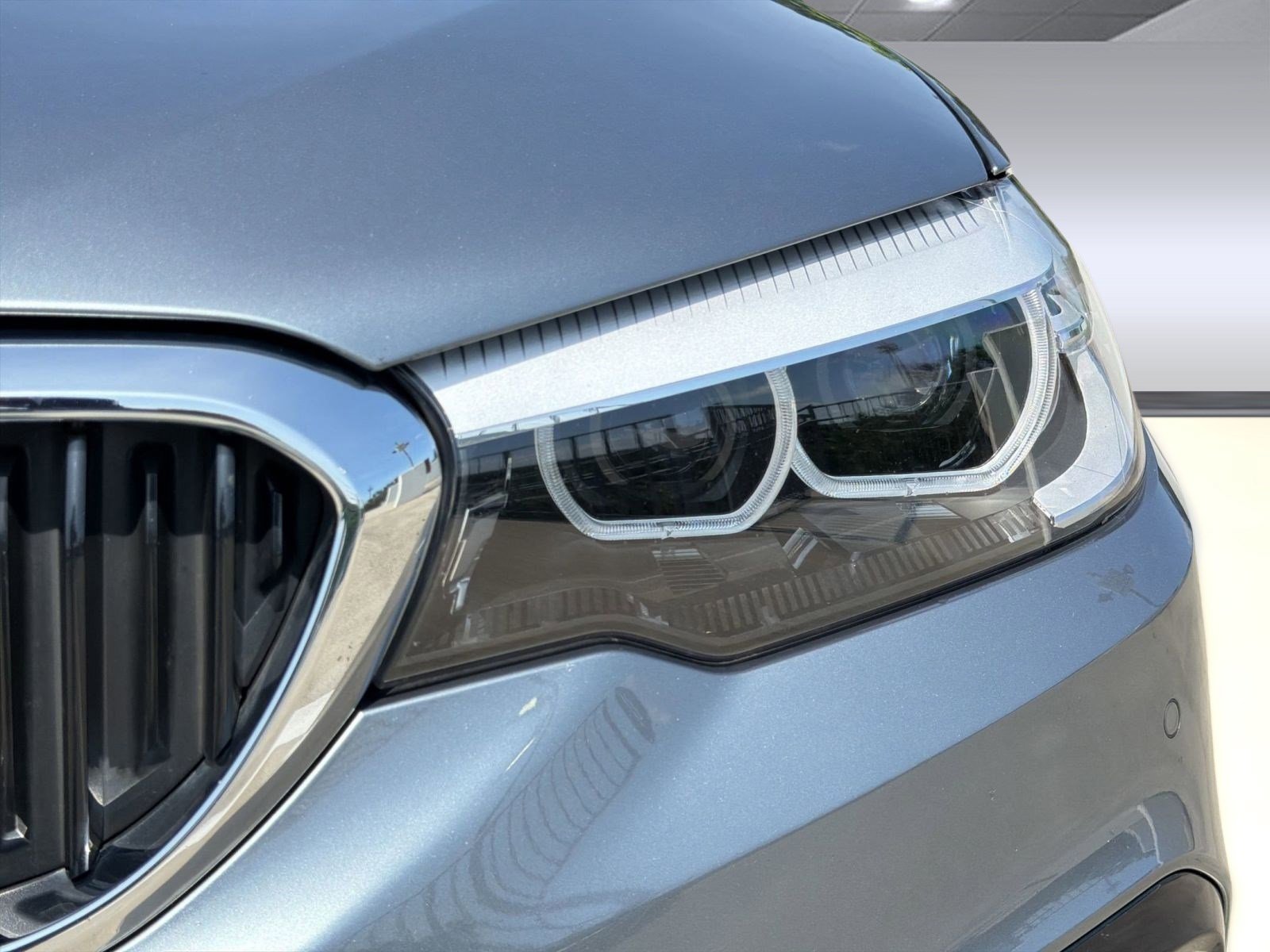 Used 2020 BMW 540i w/ M Sport Package RWD image 10