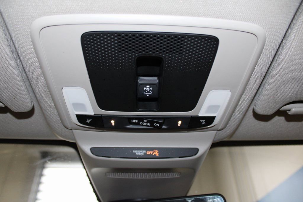 Used 2025 Honda HR-V EX-L image 37