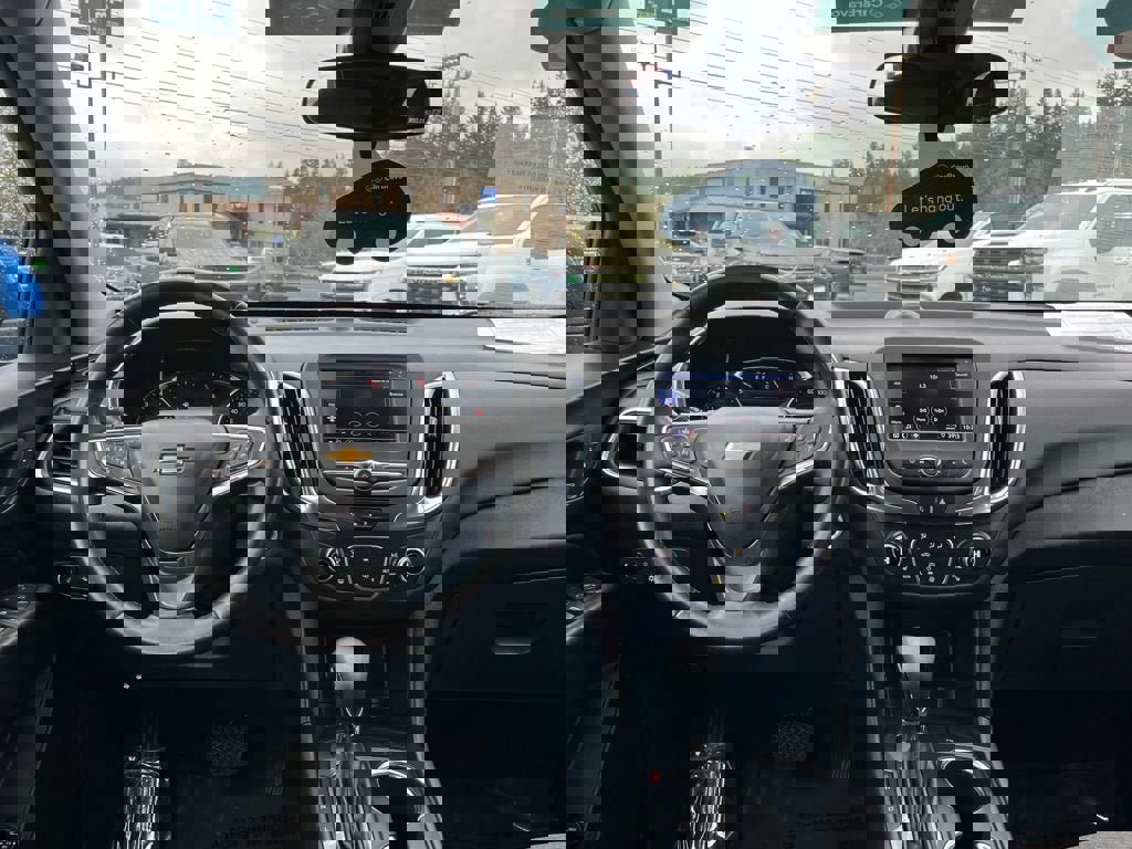 Used 2024 Chevrolet Equinox LT image 20