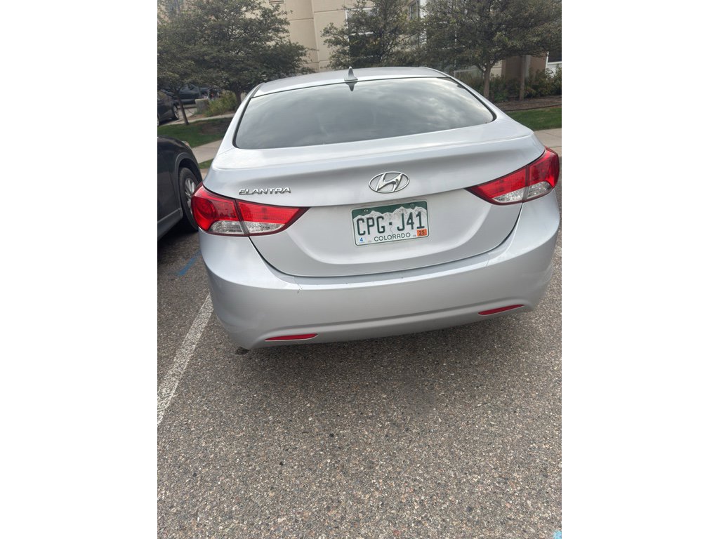 Used 2013 Hyundai Elantra GLS w/ Preferred Pkg image 6