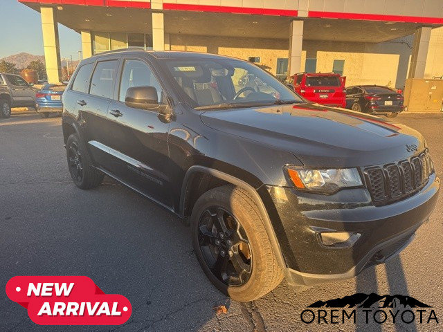 Used 2018 Jeep Grand Cherokee Laredo image 11