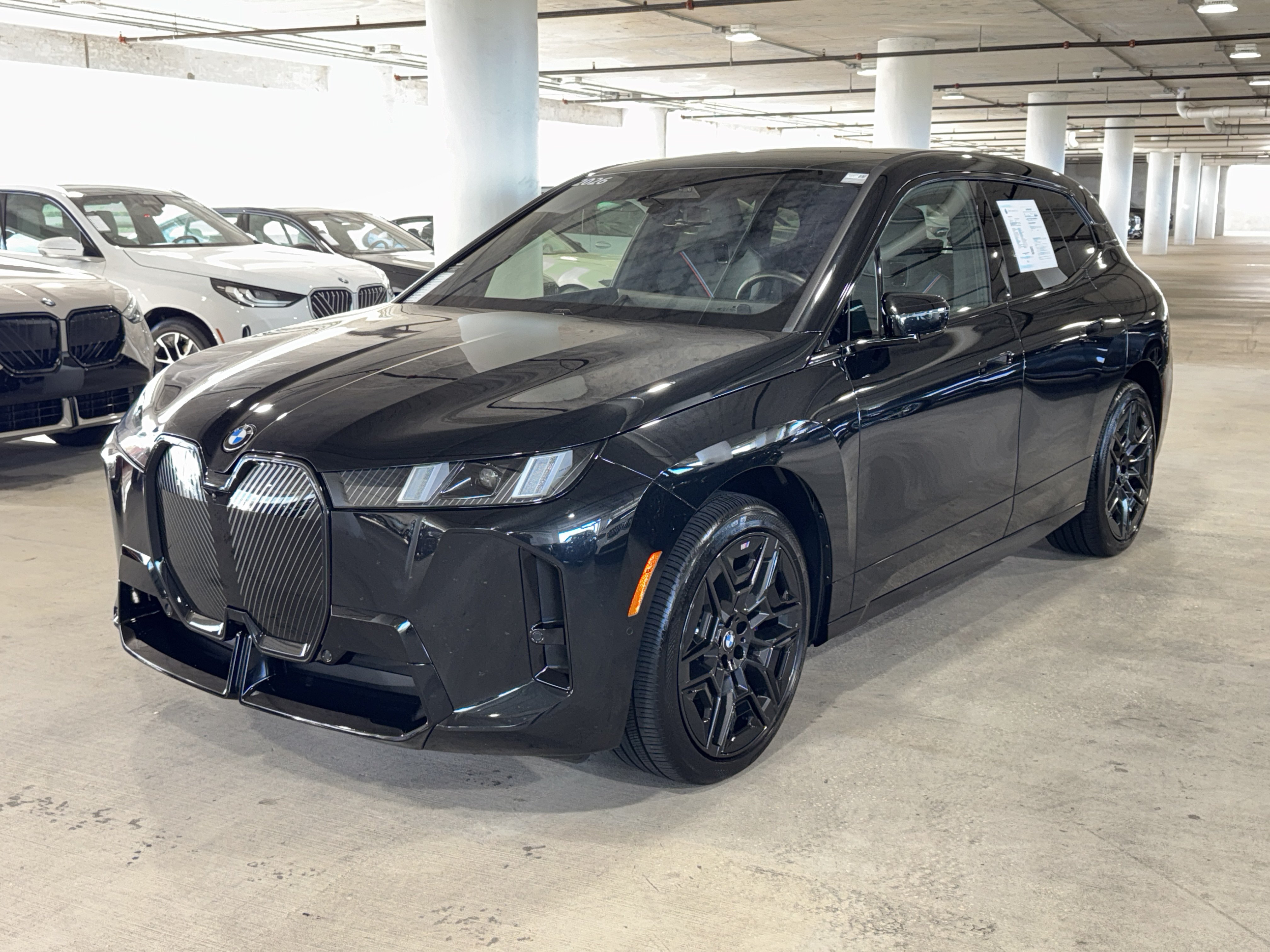 Used 2026 BMW iX xDrive60 w/ M Sport Package AWD/4WD image 5
