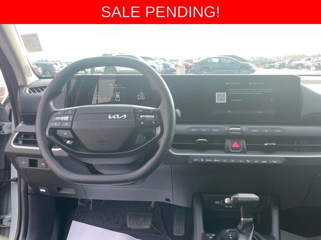 Used 2025 Kia K4 LXS image 13