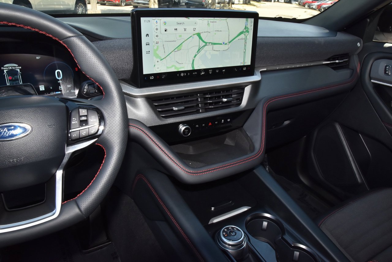 Certified 2025 Ford Explorer ST-Line RWD image 27
