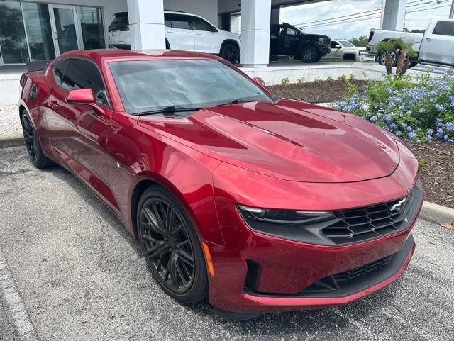 Used 2022 Chevrolet Camaro LT RWD image 3