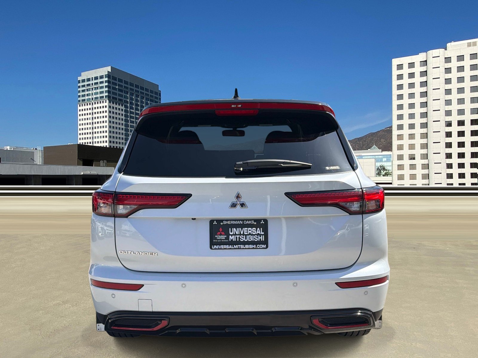 Used 2024 Mitsubishi Outlander Ralliart AWD/4WD image 4
