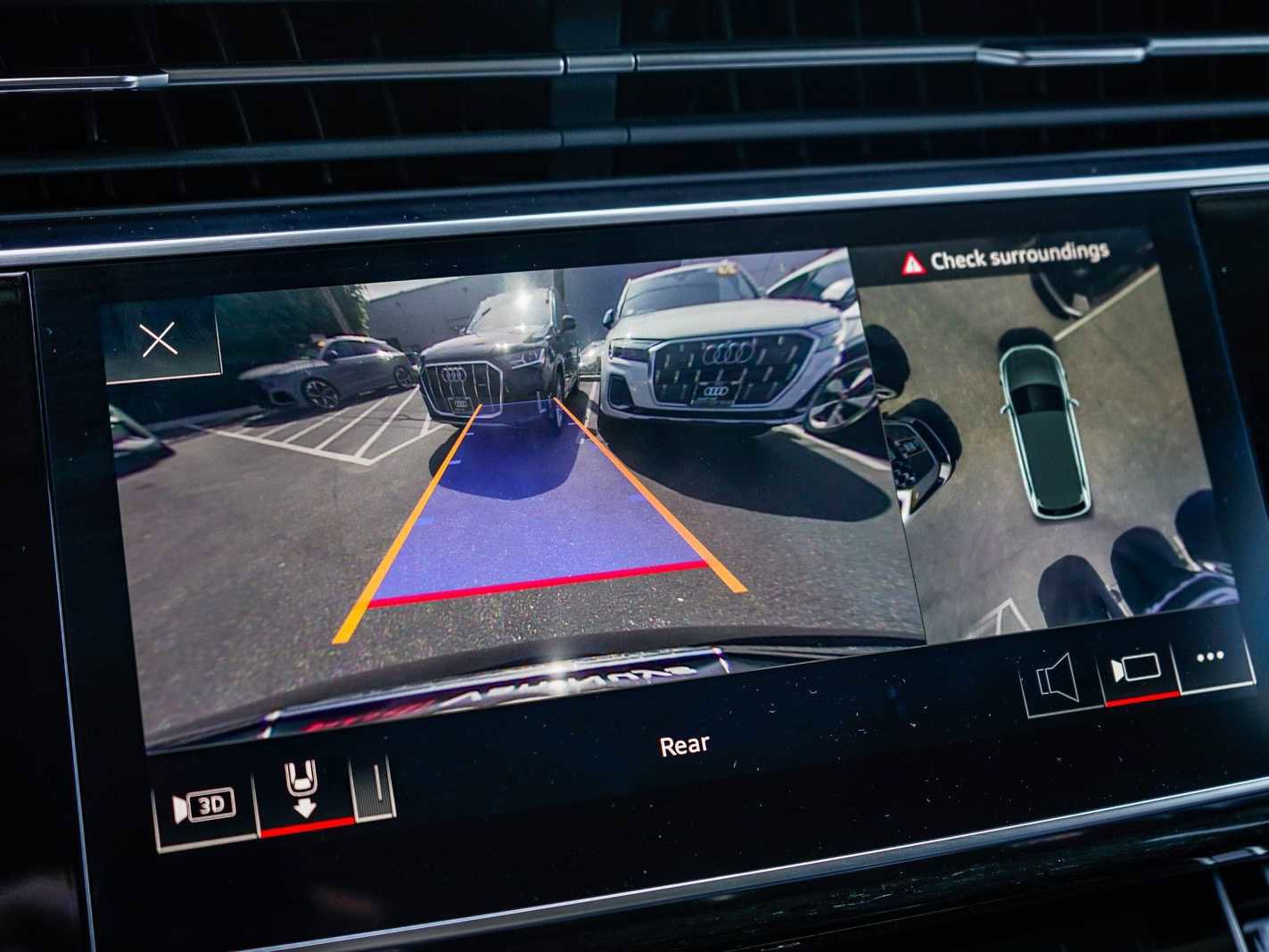 Used 2023 Audi Q7 Premium Plus w/ Premium Plus Package image 24