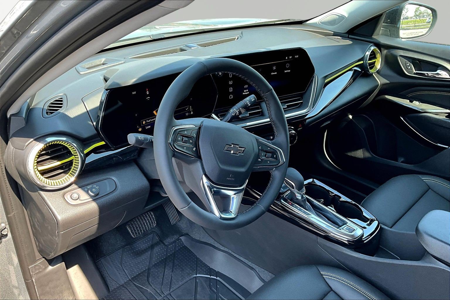New 2026 Chevrolet Trax ACTIV w/ Driver Confidence Package FWD image 9