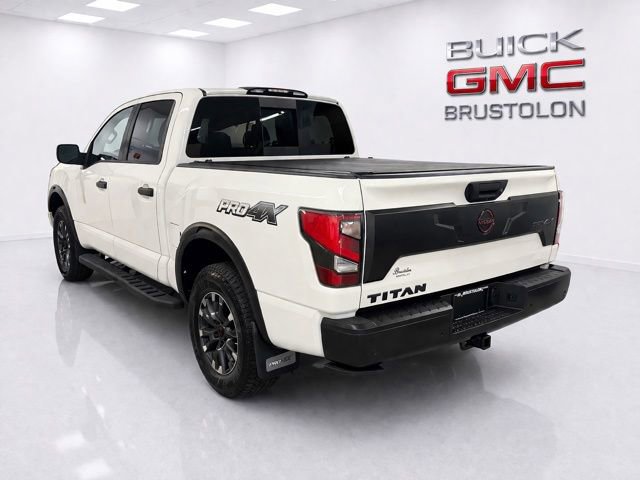 Used 2023 Nissan Titan PRO-4X w/ Pro-4x Convenience Package AWD/4WD image 10