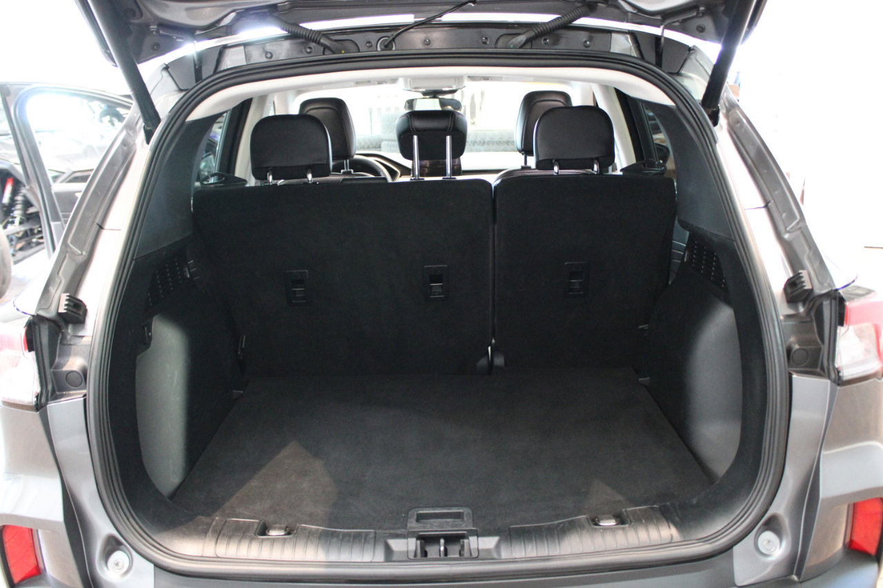 Used 2021 Ford Escape SEL image 10