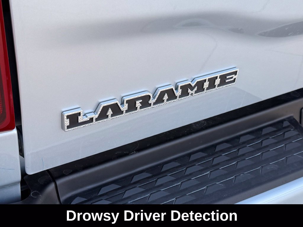 New 2026 RAM 3500 Laramie AWD/4WD image 39