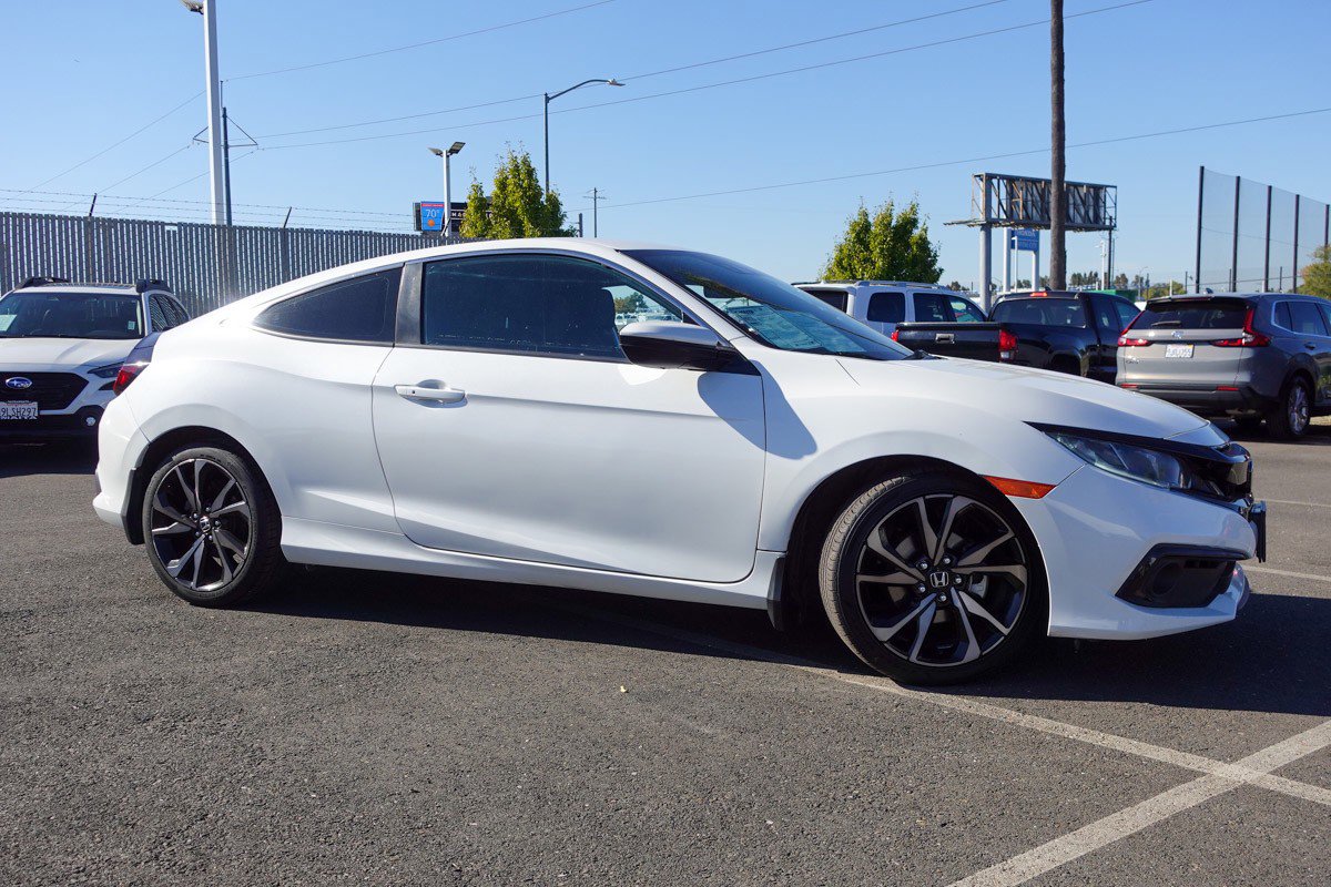 Used 2020 Honda Civic Sport image 4