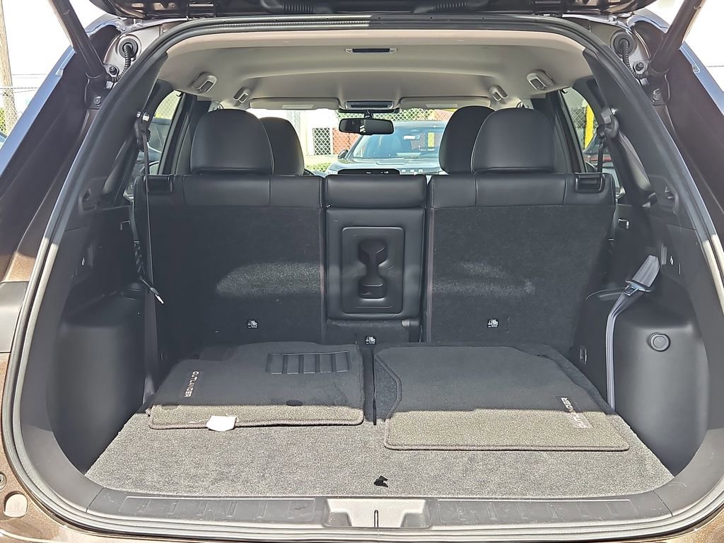 Used 2024 Mitsubishi Outlander SEL image 7