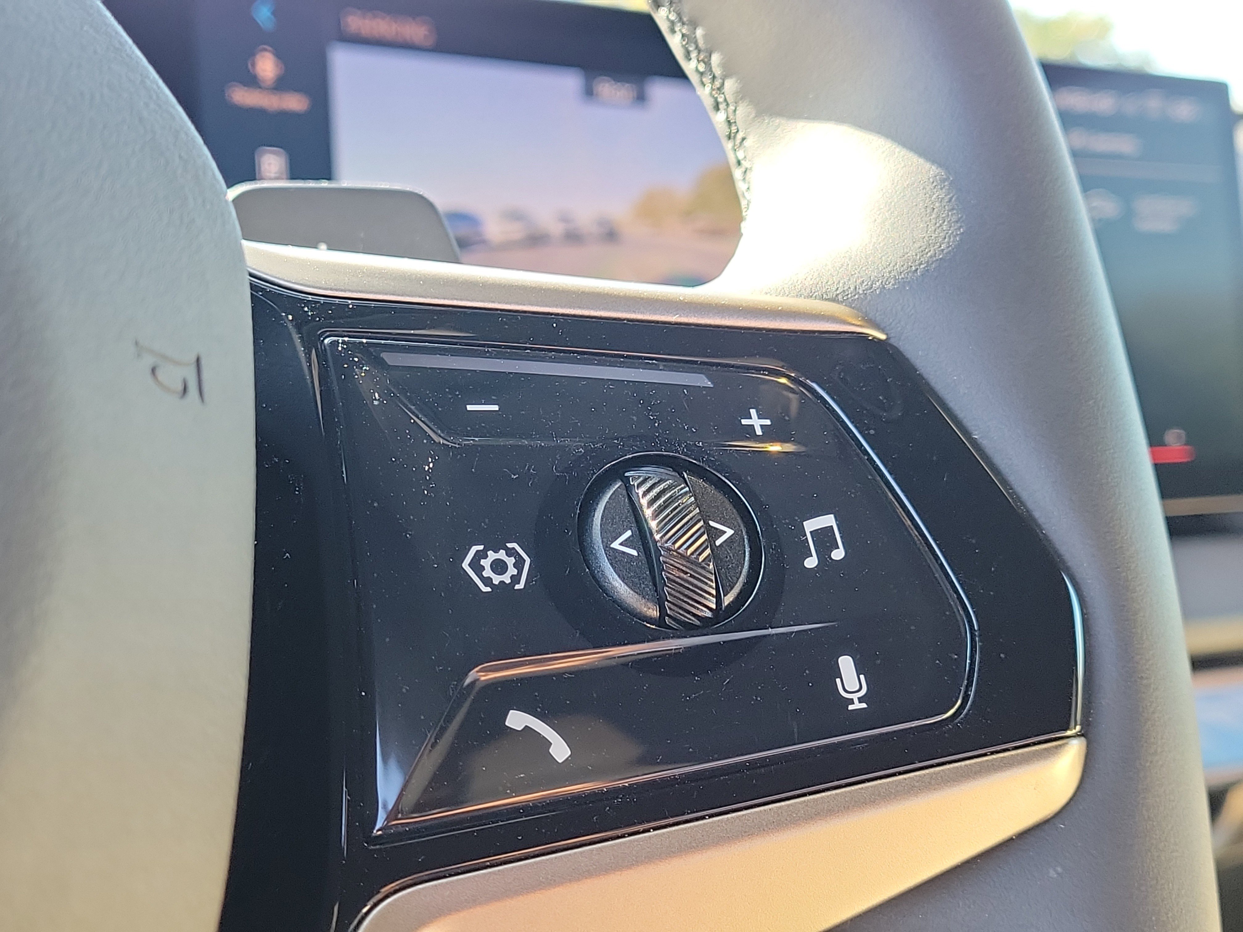 Used 2025 BMW X3 xDrive30i w/ Convenience Package image 30