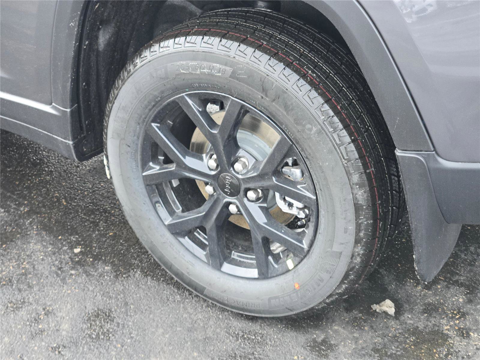 New 2025 Jeep Grand Cherokee Altitude w/ Trailer Tow Package image 18